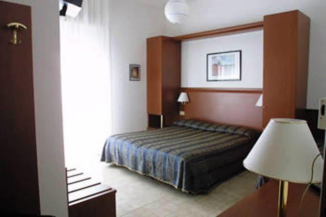 Hotel Zodiaco Lido di Jesolo Zewnętrze zdjęcie